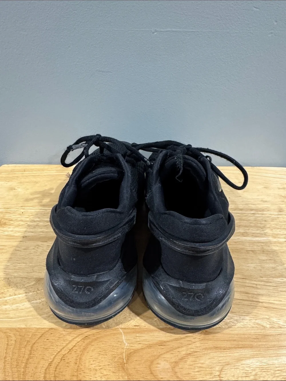 Nike Air Max 270 Go Boys' Grade School Sneakers (Size 5.5Y)